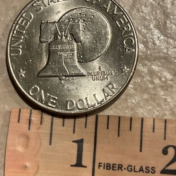 1776-1976 Eisenhower Liberty Bell Moon Silver Dollar - Picture 4 of 5